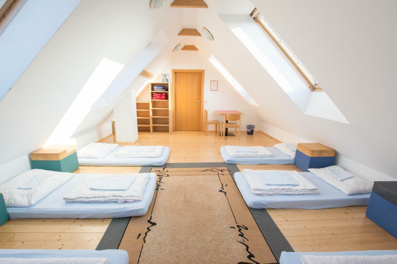 Jugendgaestehaus อุลริสแบร์ก ภายนอก รูปภาพ